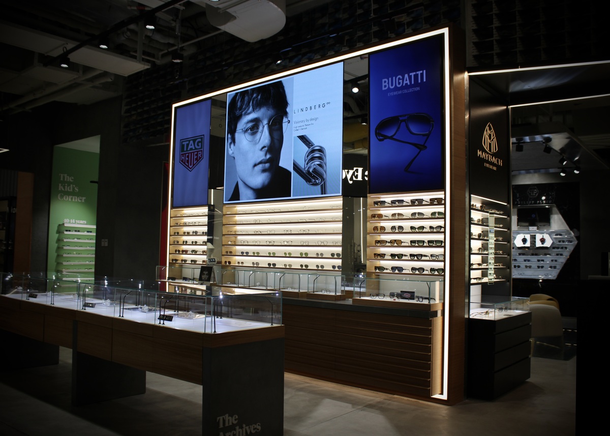 Unigraf custom retail furniture wall unit